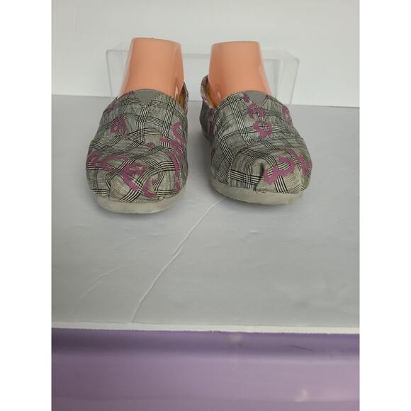 TOMS WMS Sz 7.5 Dare To Teach Vegan Slip-On Classic Graffiti Flats Pink Gray - Picture 7 of 12